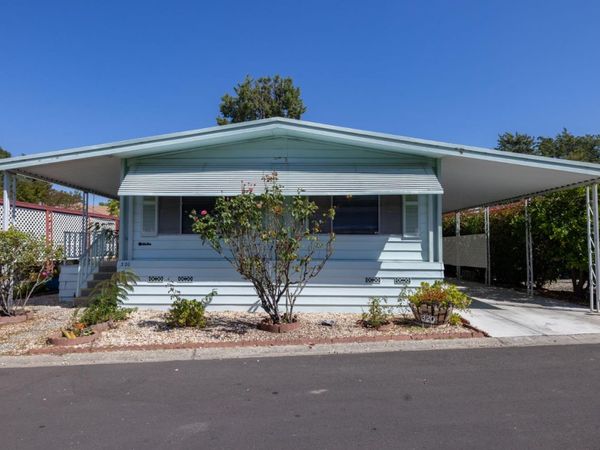 320 BLUEBIRD Ln #320, Folsom, CA 95630