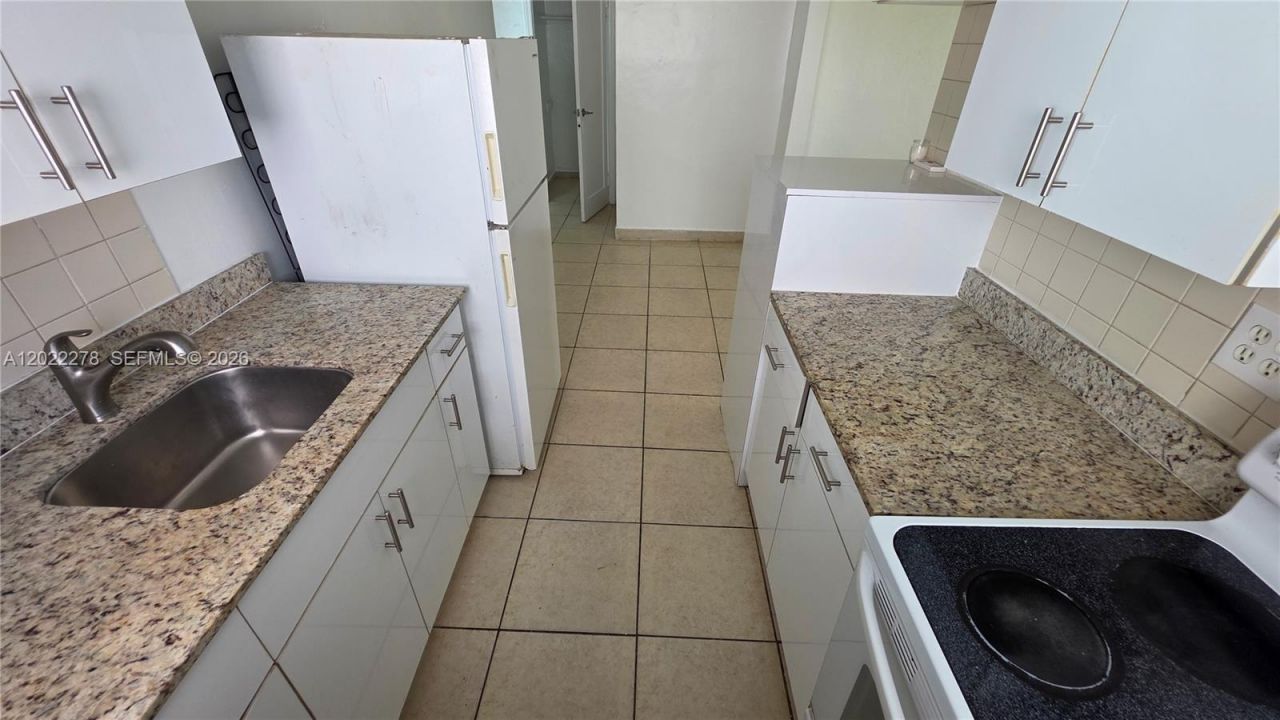 7629 Dickens Ave, Unit 4 or 8, Miami Beach, FL 33141 Photo