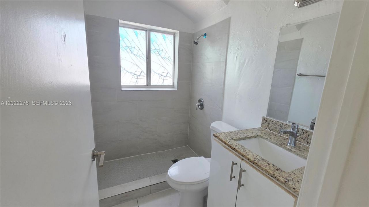 7629 Dickens Ave, Unit 4 or 8, Miami Beach, FL 33141 Photo