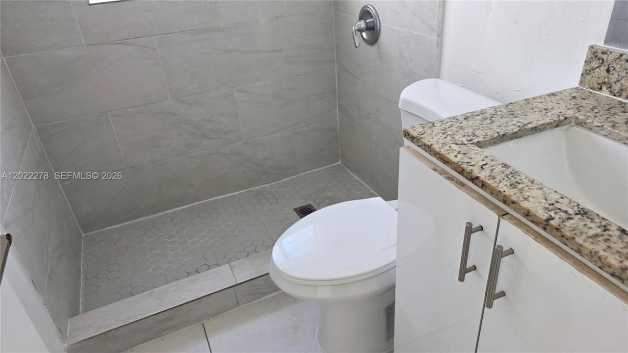 7629 Dickens Ave, Unit 4 or 8, Miami Beach, FL 33141 Photo
