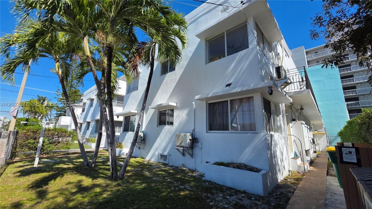 7629 Dickens Ave , Unit 4, Miami Beach, FL 33141 Photo