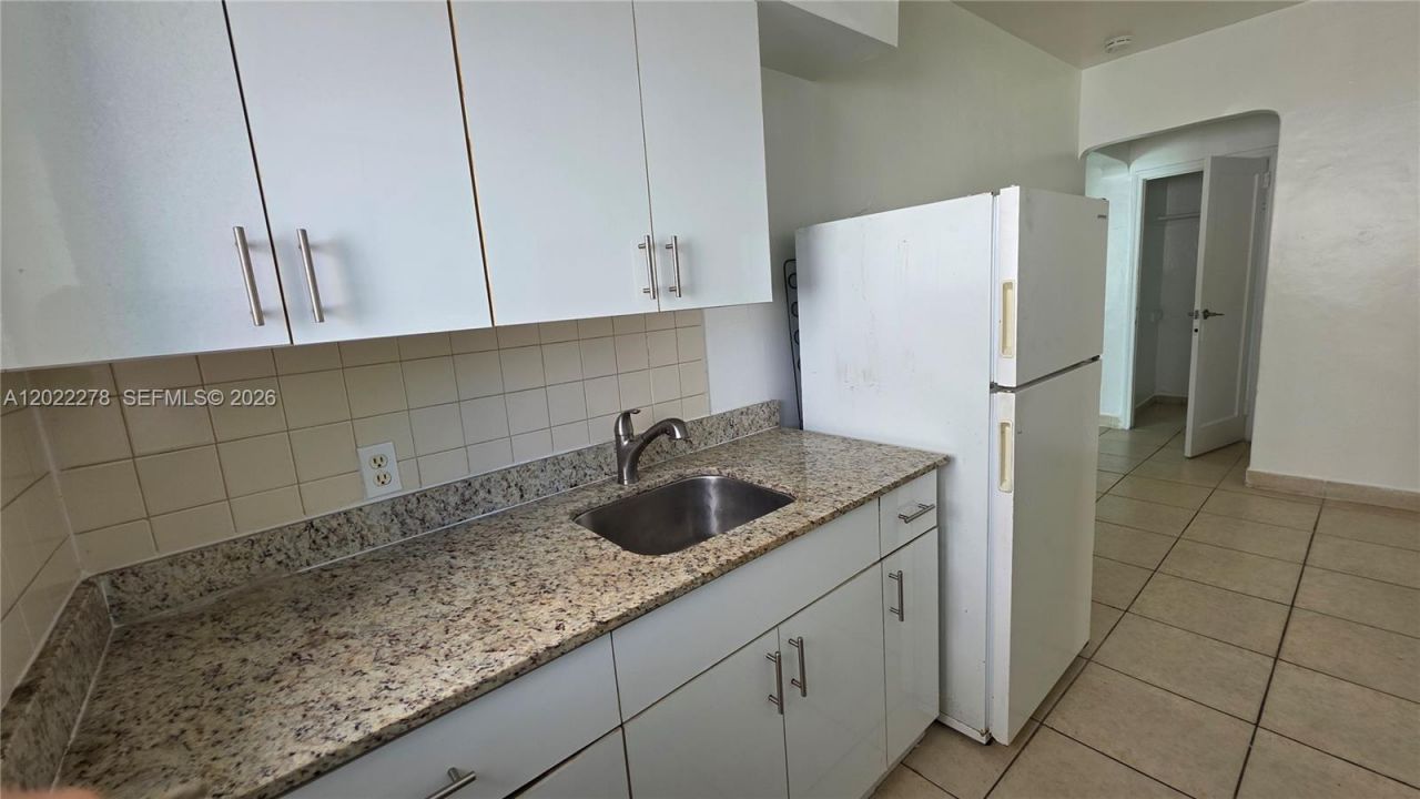 7629 Dickens Ave, Unit 4 or 8, Miami Beach, FL 33141 Photo
