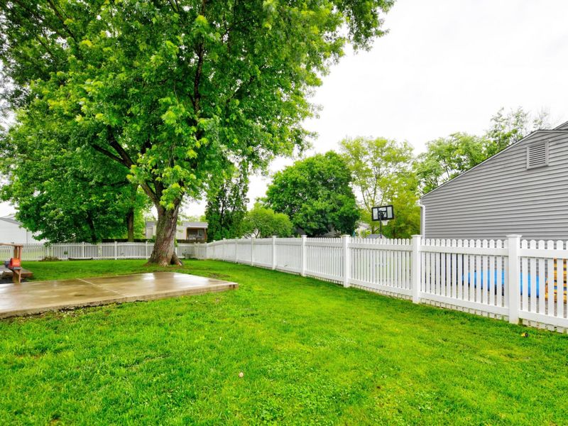 692 Cordelia Drive, Galloway, OH 43119 Photo 9