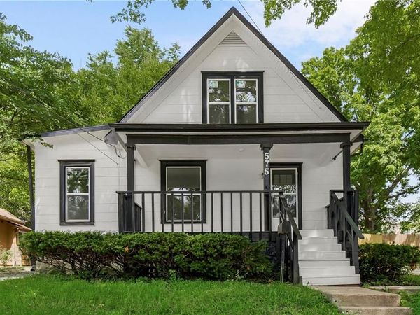 575 S Crescent Avenue, Independence, MO 64053