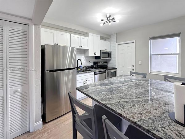 2810 SW 33rd Ave , Unit 2810, Miami, FL 33133