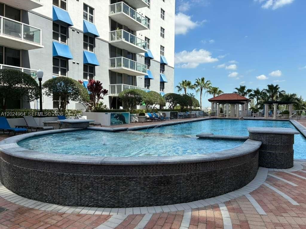 5085 NW 7th St , Unit 909, Miami, FL 33126 Photo