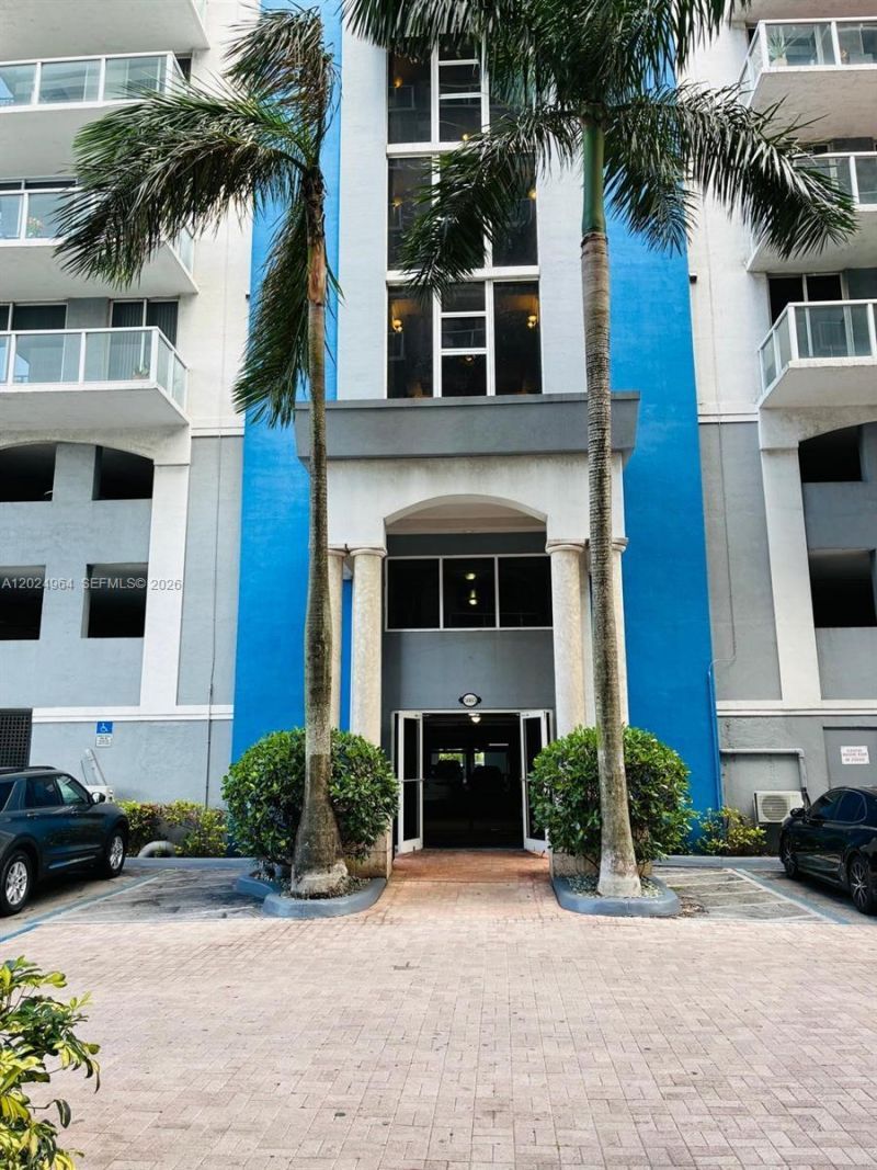 5085 NW 7th St, Unit 909, Miami, FL 33126 Photo