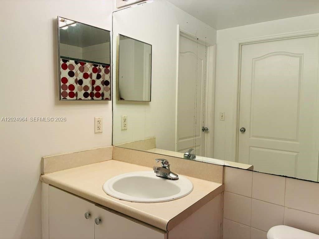 5085 NW 7th St, Unit 909, Miami, FL 33126 Photo