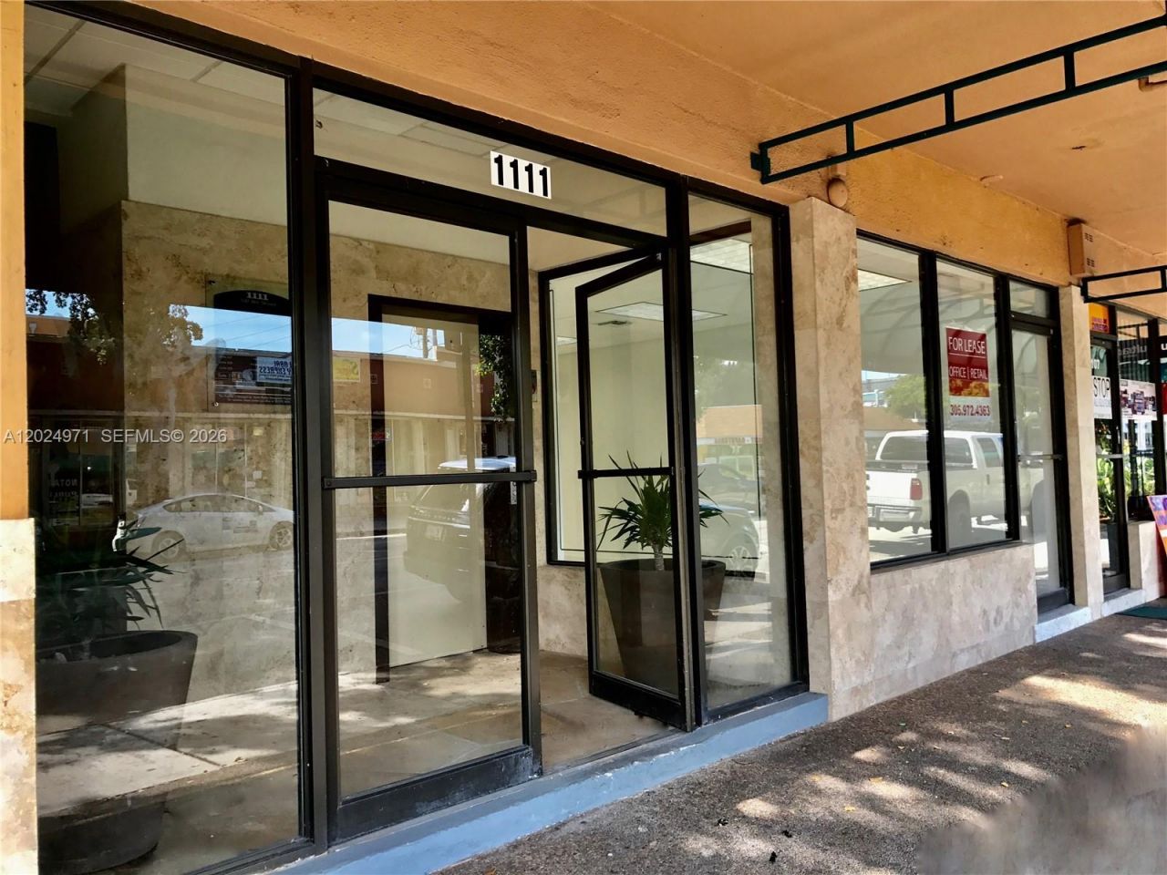 1101 SW 8th St , Unit 203, Miami, FL 33130 Photo