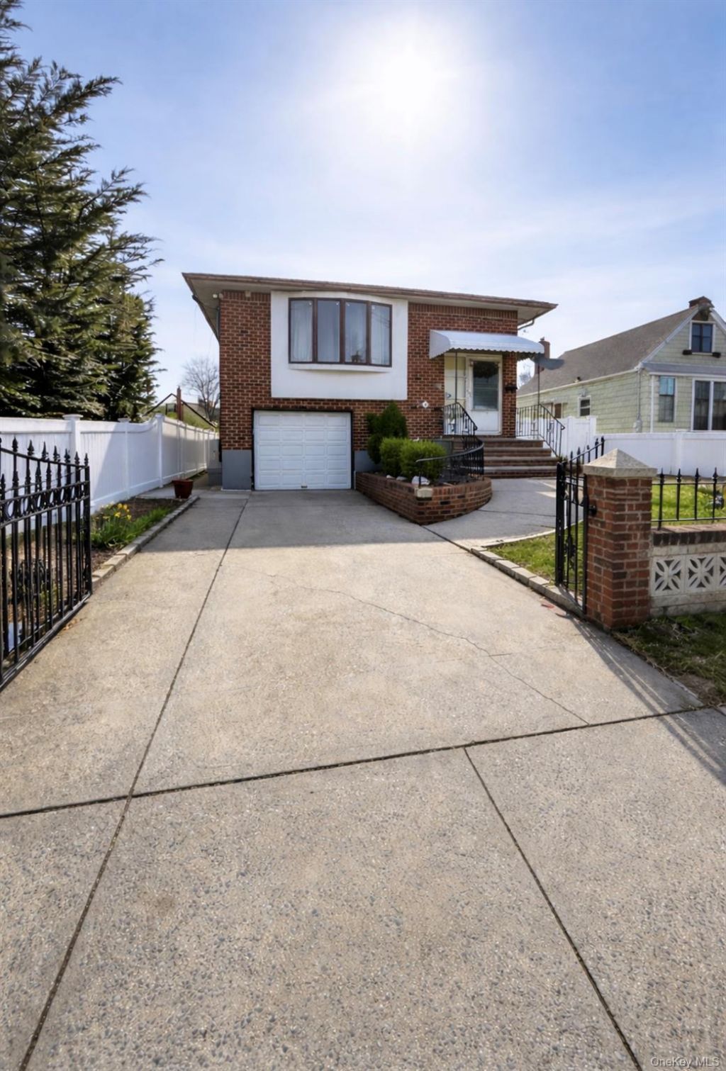 15 Belmont Boulevard, Elmont, NY 11003 Main Photo