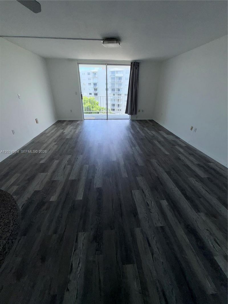 1470 NE 125th Ter , Unit 605, North Miami, FL 33161 Photo