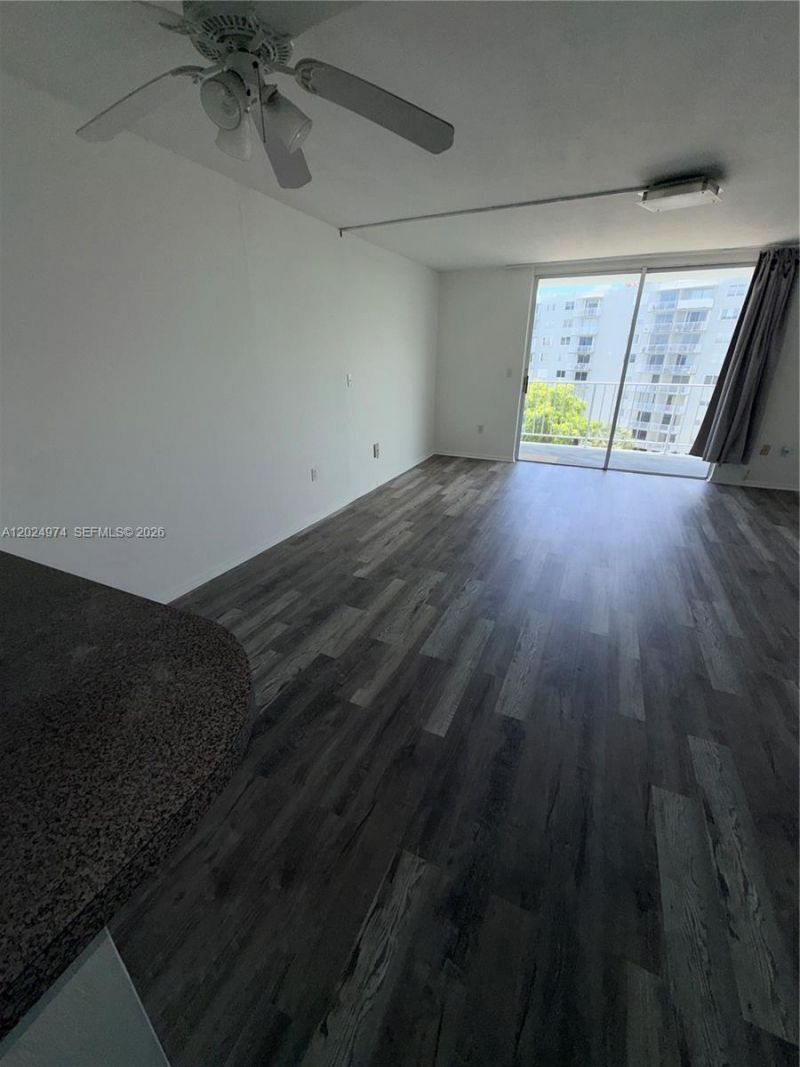 1470 NE 125th Ter , Unit 605, North Miami, FL 33161 Photo