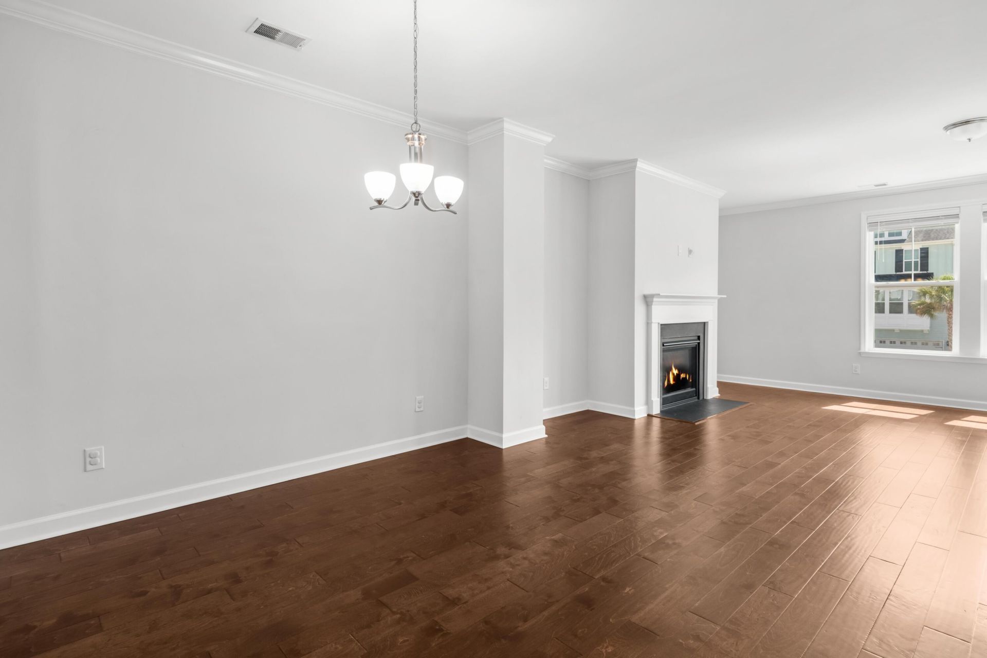 1545 Moss Spring Road Photo 12