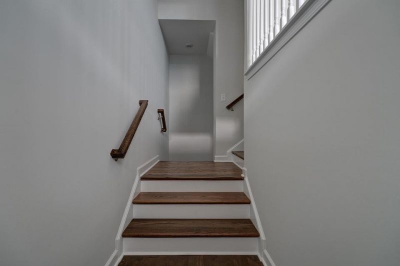 1545 Moss Spring Road Photo 13