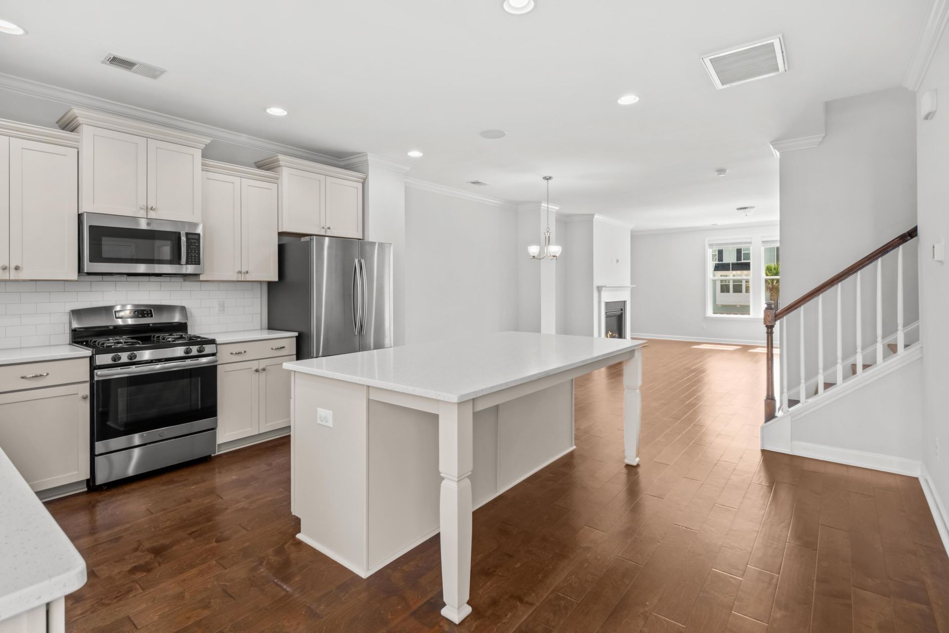 1545 Moss Spring Road Photo 14