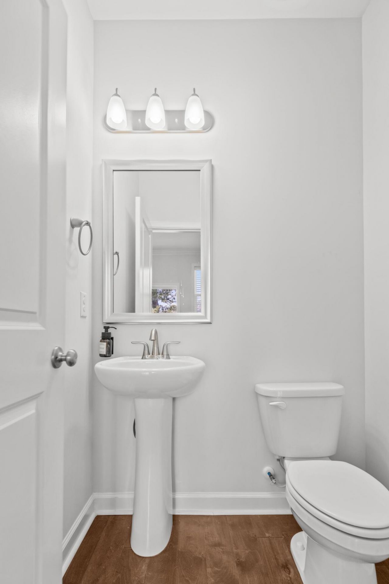 1545 Moss Spring Road Photo 21