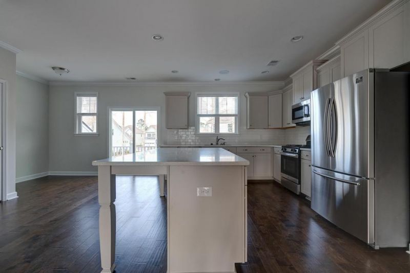 1545 Moss Spring Road Photo 6