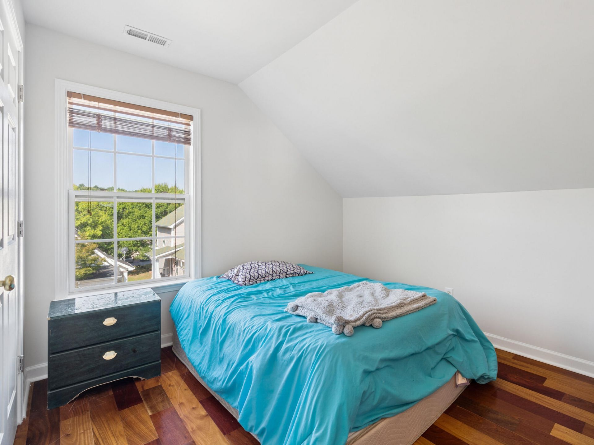 115 Provence Street Photo 15