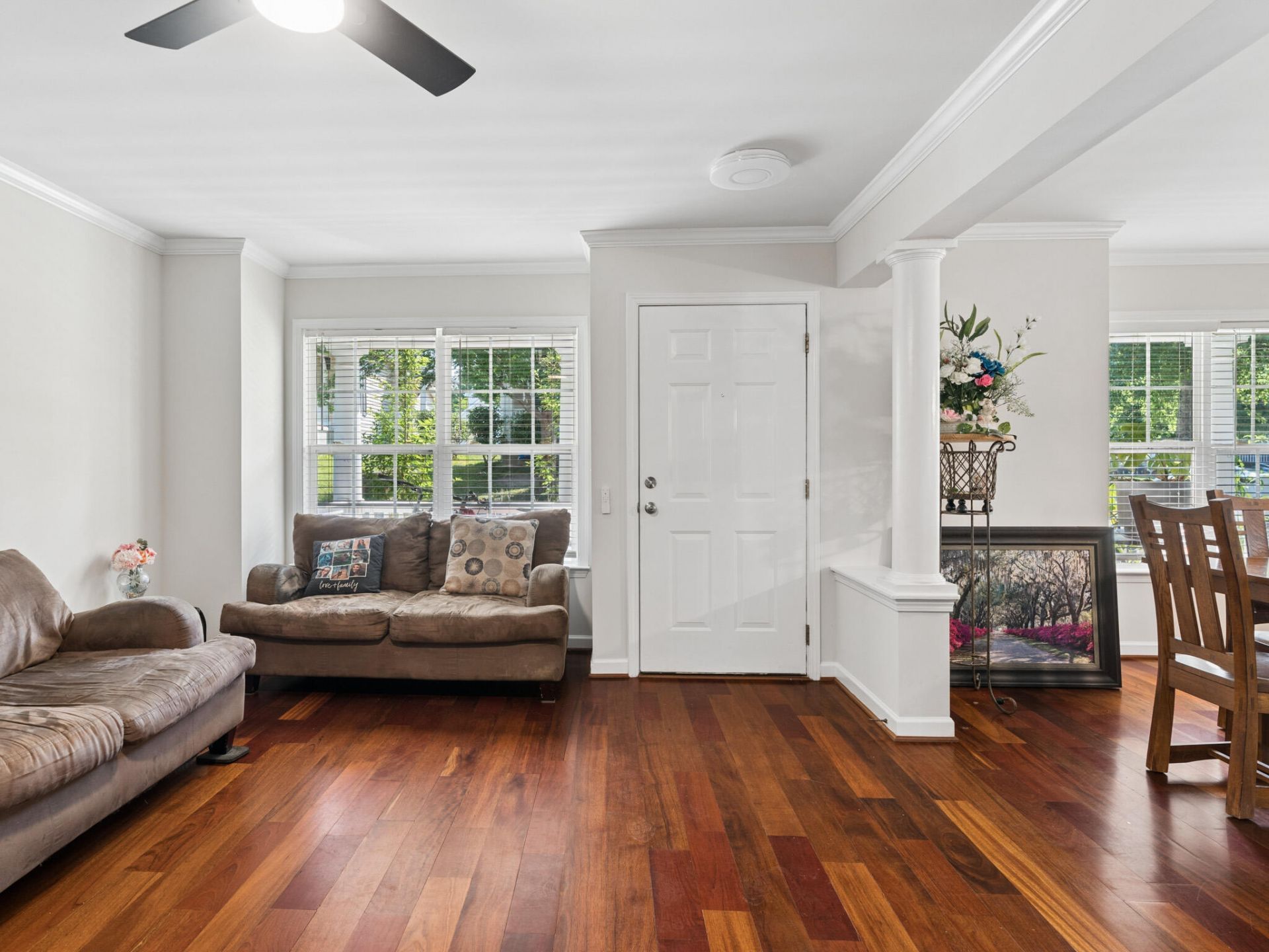 115 Provence Street Photo 8