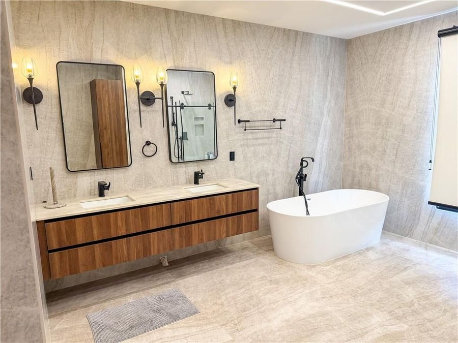 Property Image 73
