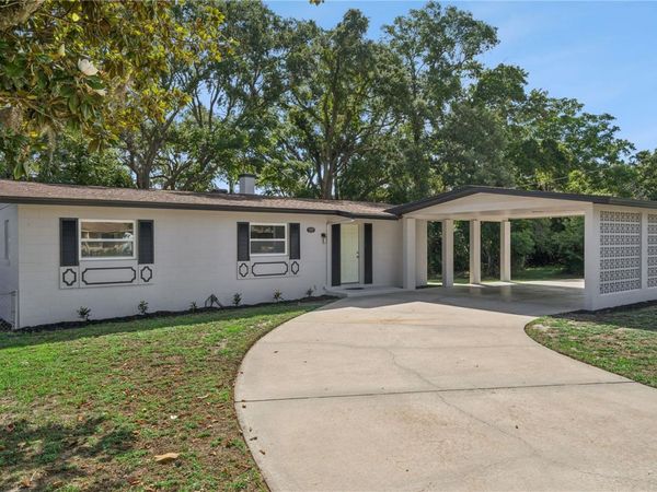 1310 LEE COURT , LEESBURG, FL 34748