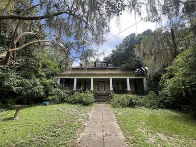 422 Hampton Street, Walterboro, SC 29488