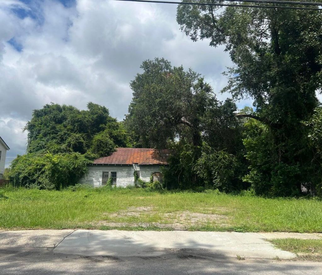 422 Hampton Street Photo 5
