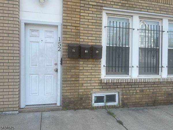 150 Stuyvesant Ave, Unit 1R, Newark, NJ 07106