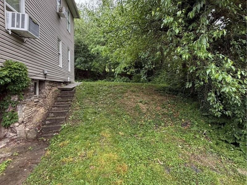 740 Minerva Street, East Liverpool, OH 43920 Photo 3