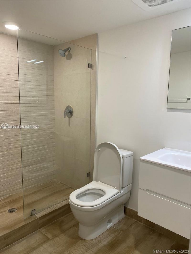 9261 E Bay Harbor Dr , Unit 704, Bay Harbor Islands, FL 33154 Photo