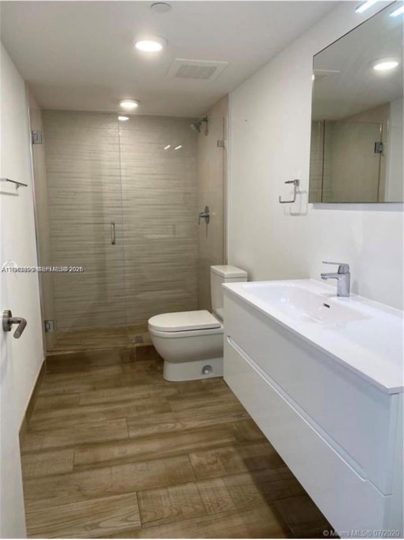 9261 E Bay Harbor Dr , Unit 704, Bay Harbor Islands, FL 33154 Photo