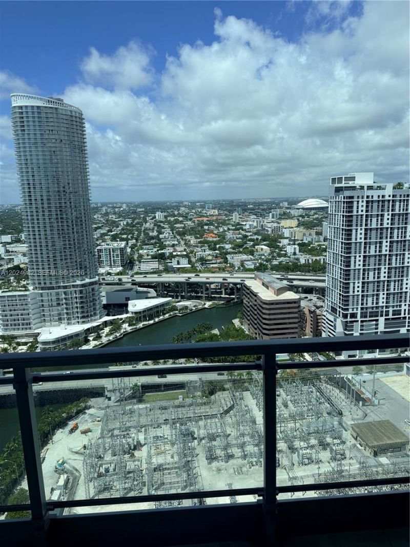 92 SW 3rd St , Unit 3909, Miami, FL 33130 Photo