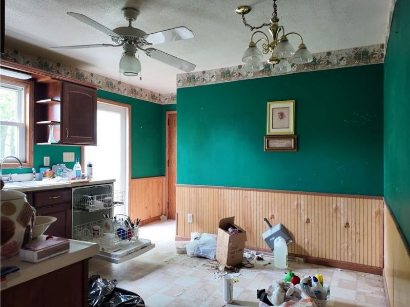 217 S Marietta Street, Saint Clairsville, OH 43950 Photo 4