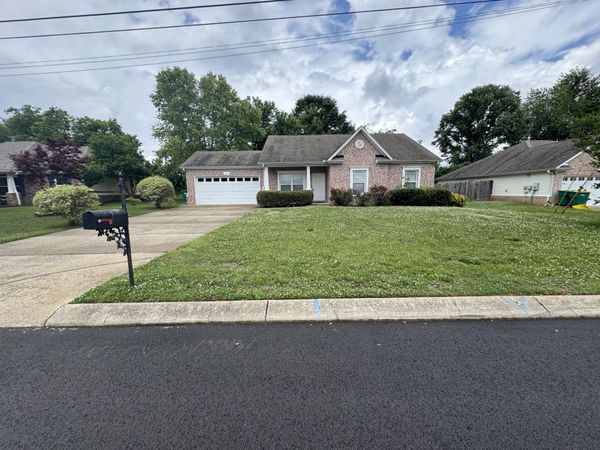 2014 Sparrow St , Spring Hill, TN 37174