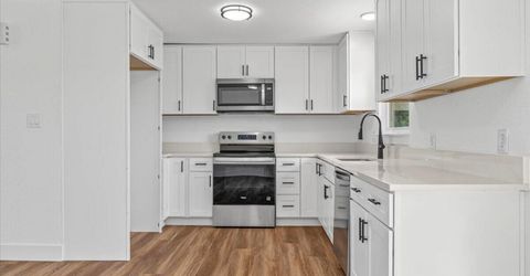 3914 Buckingham Square, Reno, NV 89503 Photo