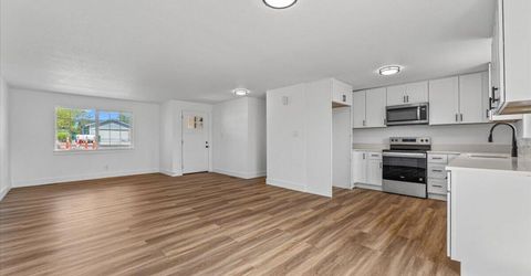 3914 Buckingham Square, Reno, NV 89503 Photo