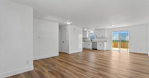 3914 Buckingham Square, Reno, NV 89503 Photo