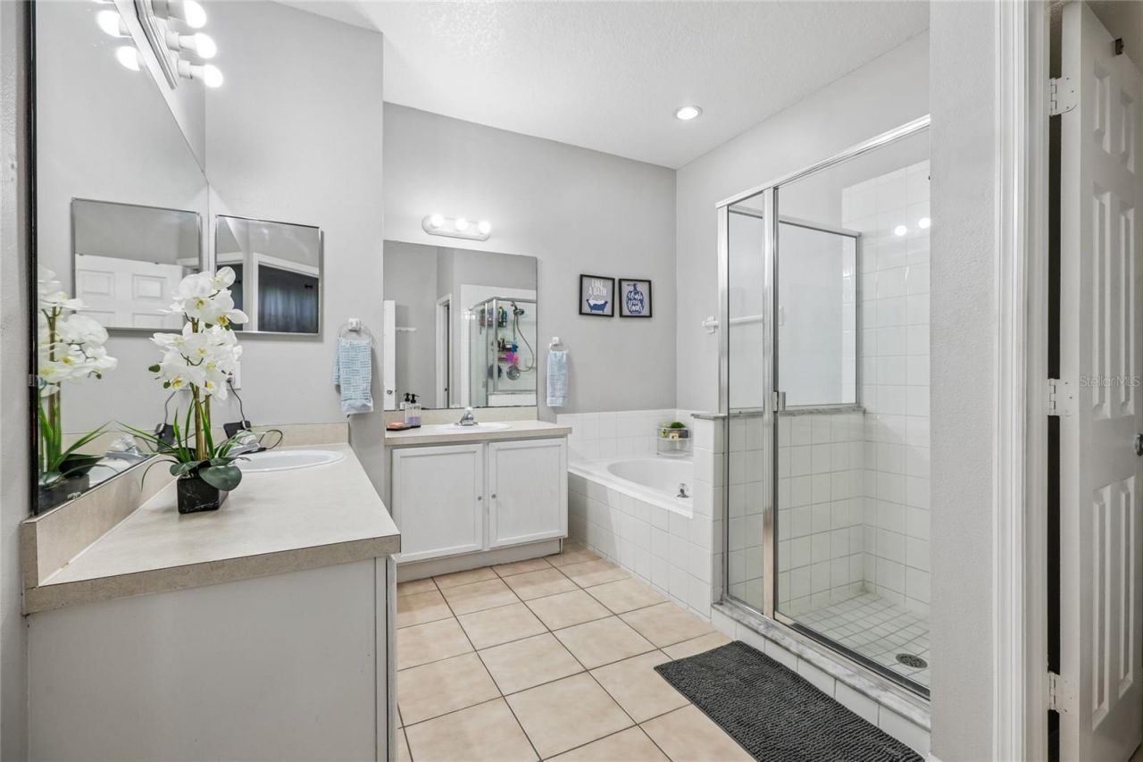 1982 Locust Berry Drive , Kissimmee, FL 34743 Photo