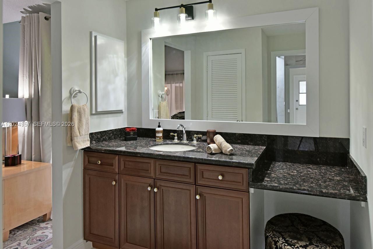 13353 Doubletree Cir, Wellington, FL 33414 Photo