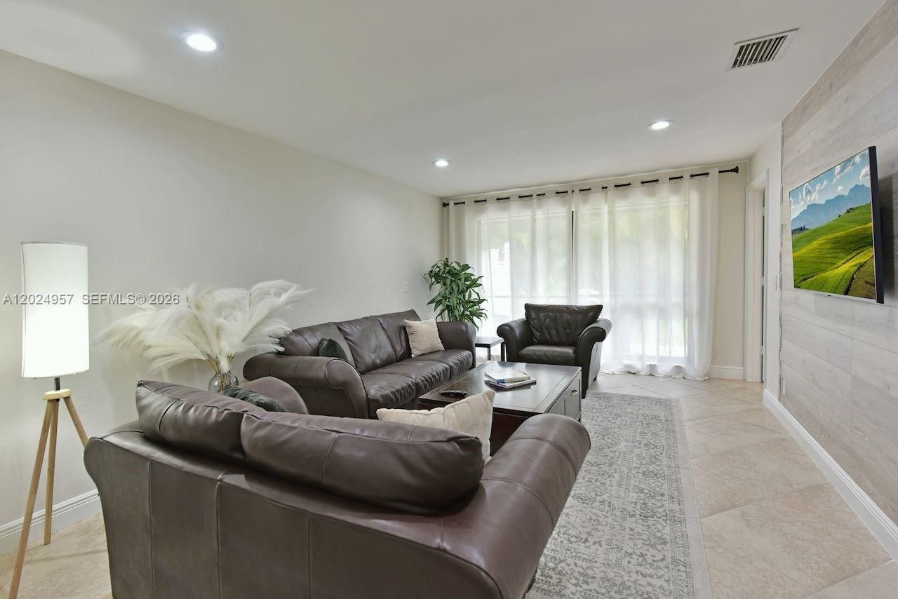 13353 Doubletree Cir, Wellington, FL 33414 Photo