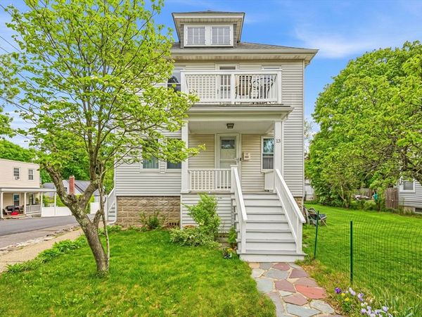 13 Wordsworth St, Randolph, MA 02368