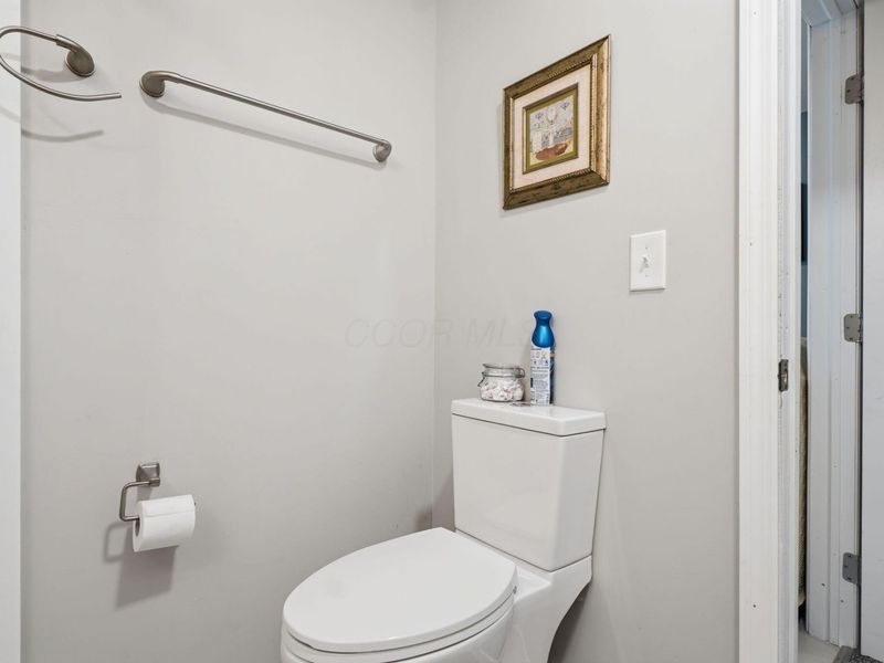 2222 Century Drive, Columbus, OH 43211 Photo 20