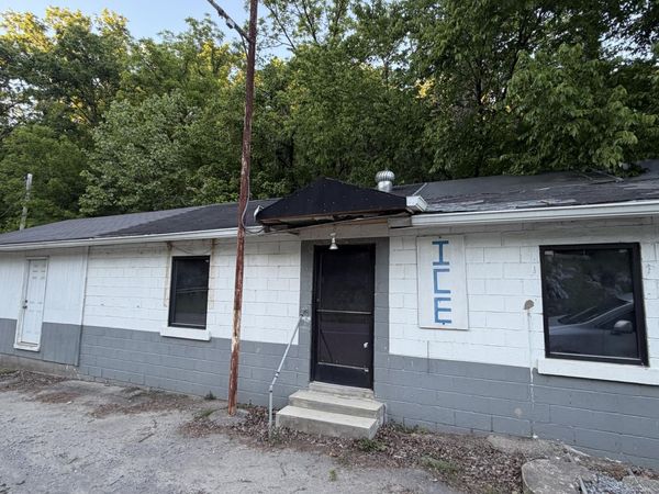 1280 Tennessee 73 , Newport, TN 37821