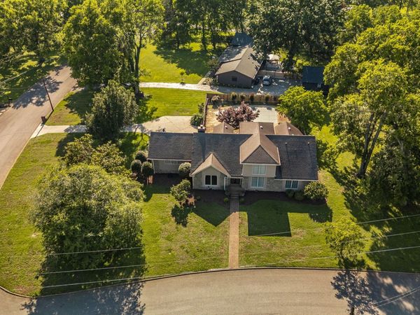 117 Jackson Ln, Hendersonville, TN 37075