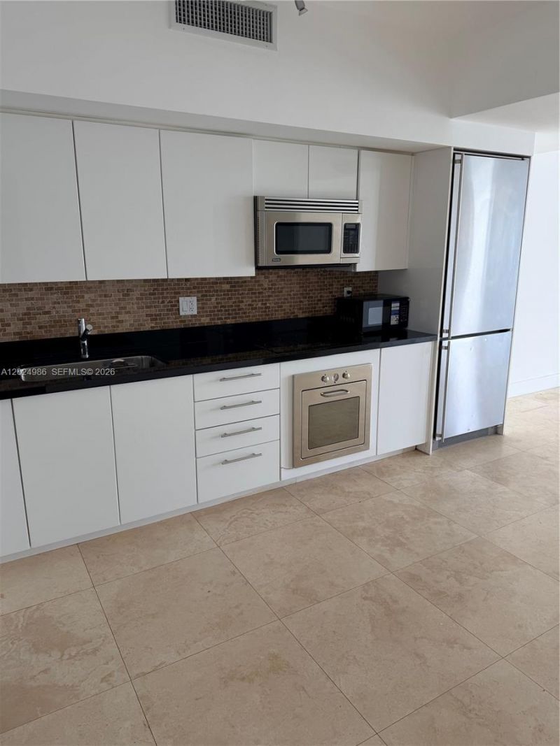 92 SW 3rd St , Unit 3909, Miami, FL 33130 Photo
