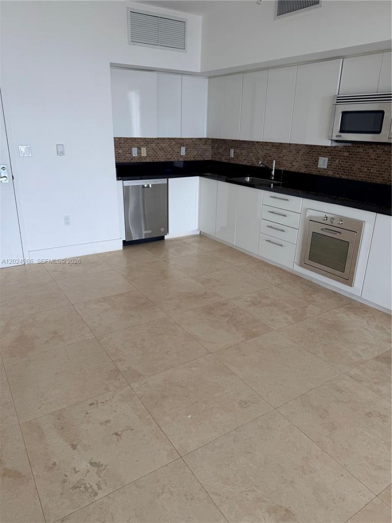 92 SW 3rd St , Unit 3909, Miami, FL 33130 Photo