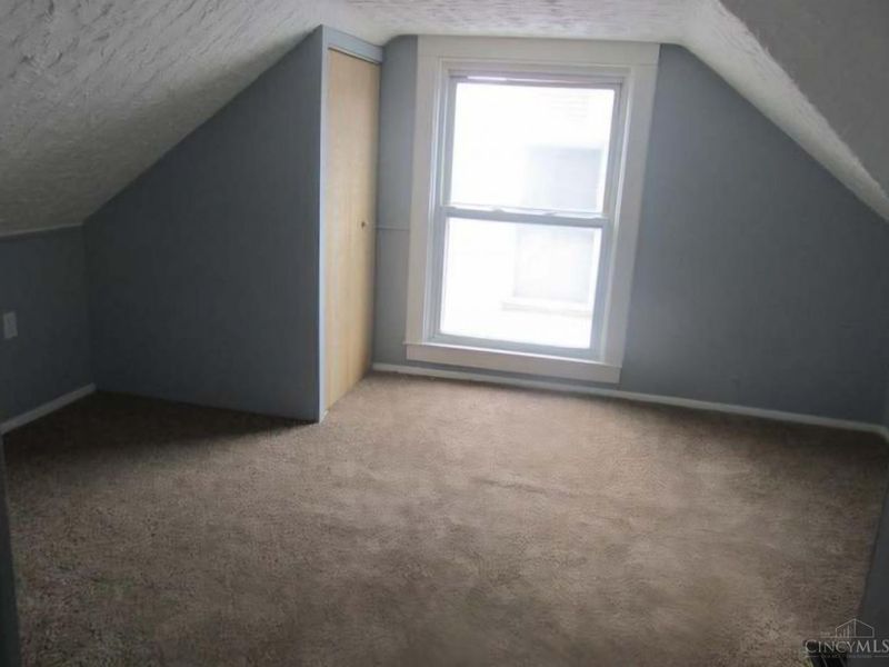 806 Wachendorf Street, Reading, OH 45215 Photo 5