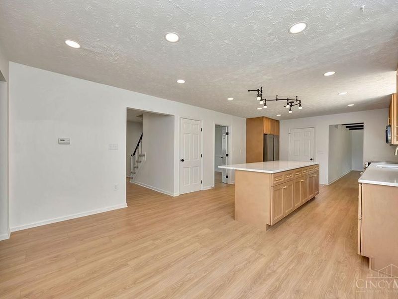 7764 Rolling Meadows Drive, West Chester, OH 45069 Photo 25