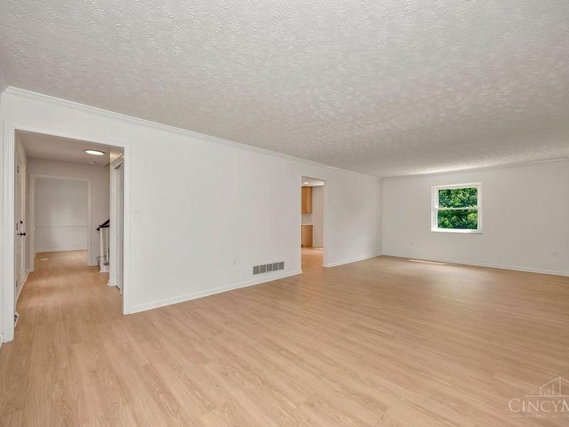7764 Rolling Meadows Drive, West Chester, OH 45069 Photo 8