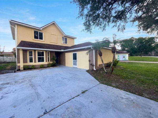 147 CORALWOOD CIRCLE , KISSIMMEE, FL 34743
